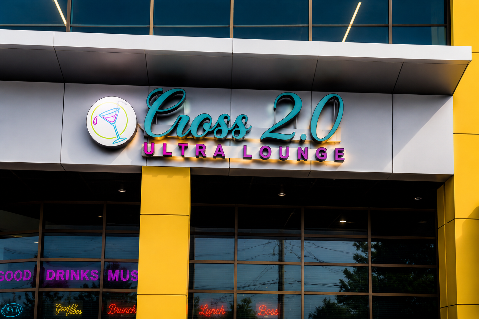 Cross Ultra Lounge 2.0 exterior signage